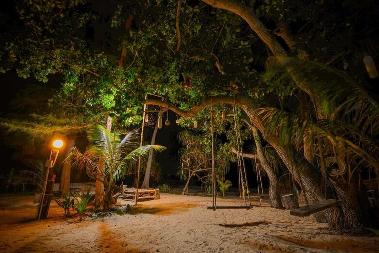 Hotel Baanchaylay Resort