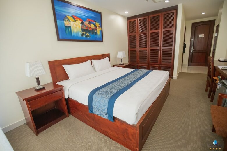 Vientiane Plaza Hotel