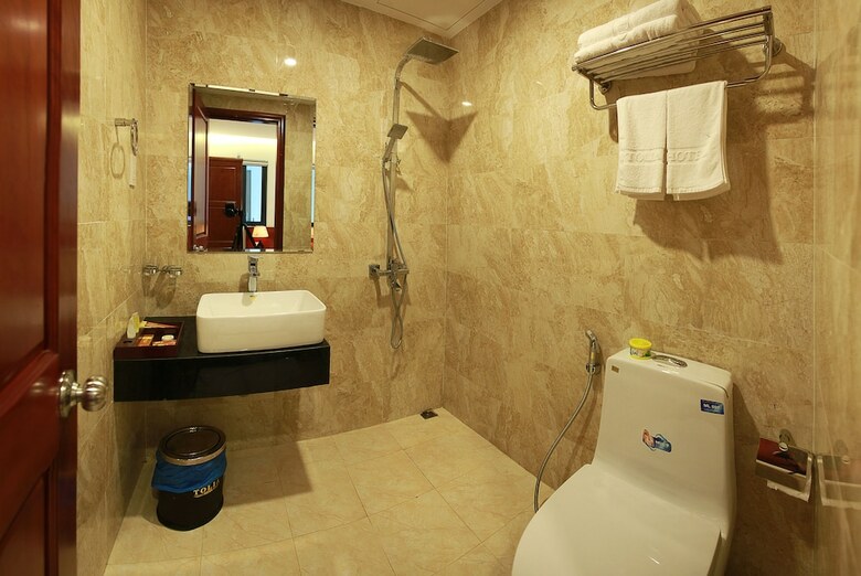 Tolia Hotel