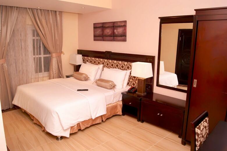 Excel Oriental Hotel And Suites
