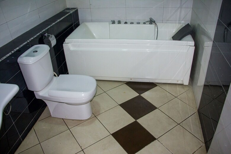 Excel Oriental Hotel And Suites