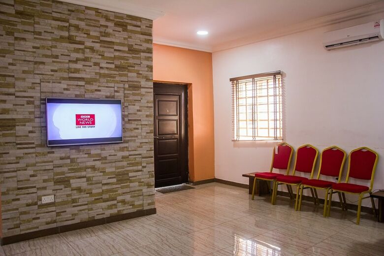 Ken Kol Apartments And Suites
