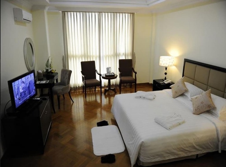 Mawlamyaing Strand Hotel