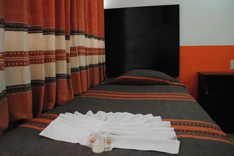 Hotel Jim�nez
