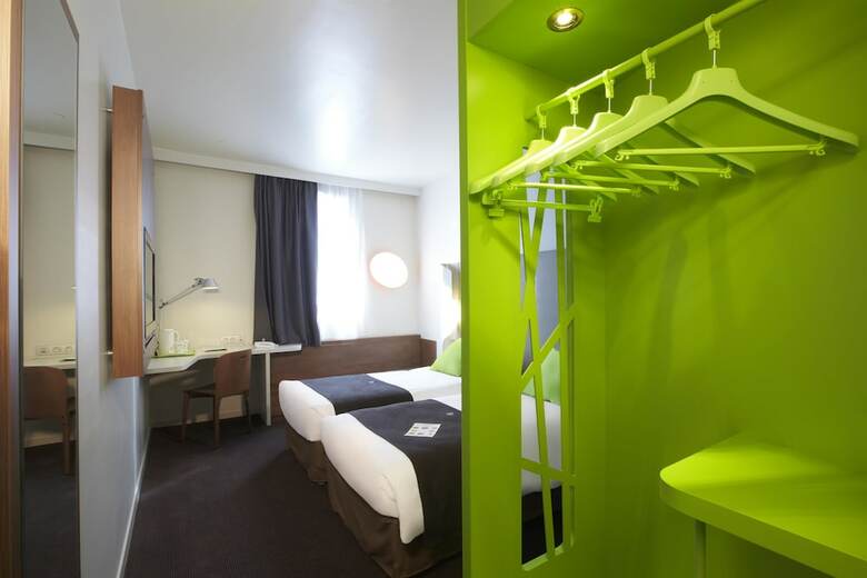Hotel Campanile Valenciennes Ouest - Petite Foret