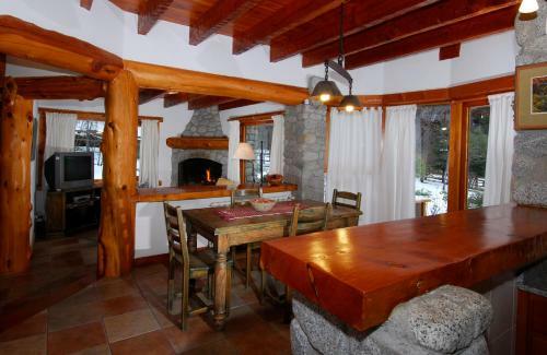 Lodge Caba�as Puente Viejo