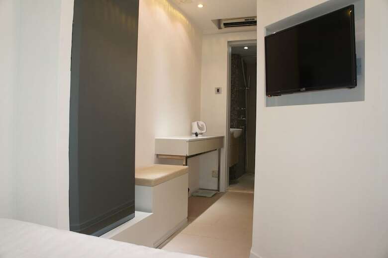 Homy Hotel Central