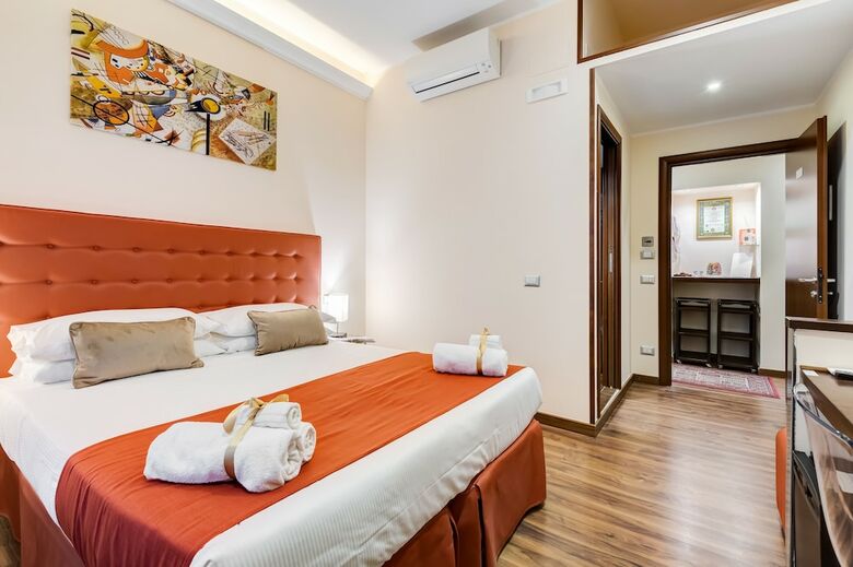 Hotel Lhr Coliseum B&B