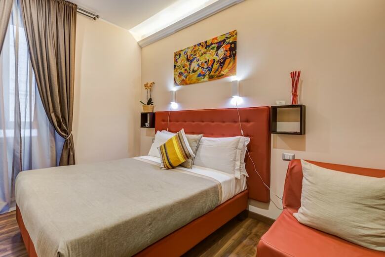 Hotel Lhr Coliseum B&B