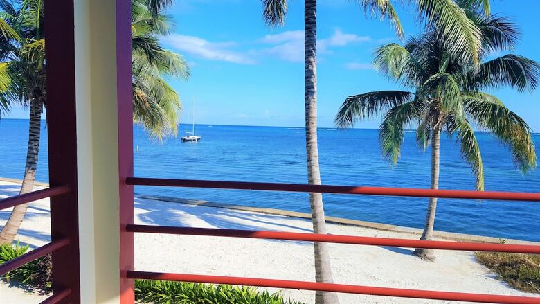 Tres Cocos Resort