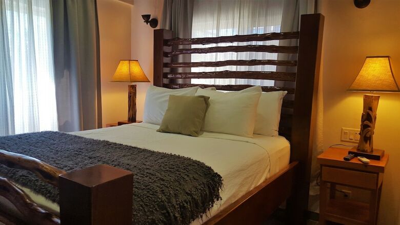 Tres Cocos Resort