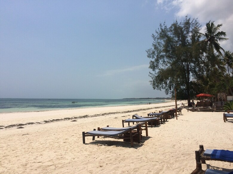Bed & Breakfast Simba Beach Zanzibar