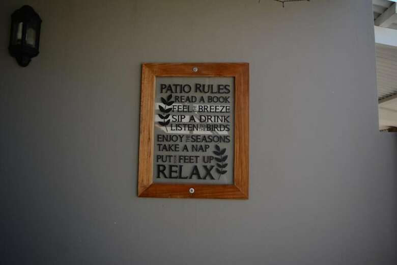 Bed & Breakfast Travellers Rest