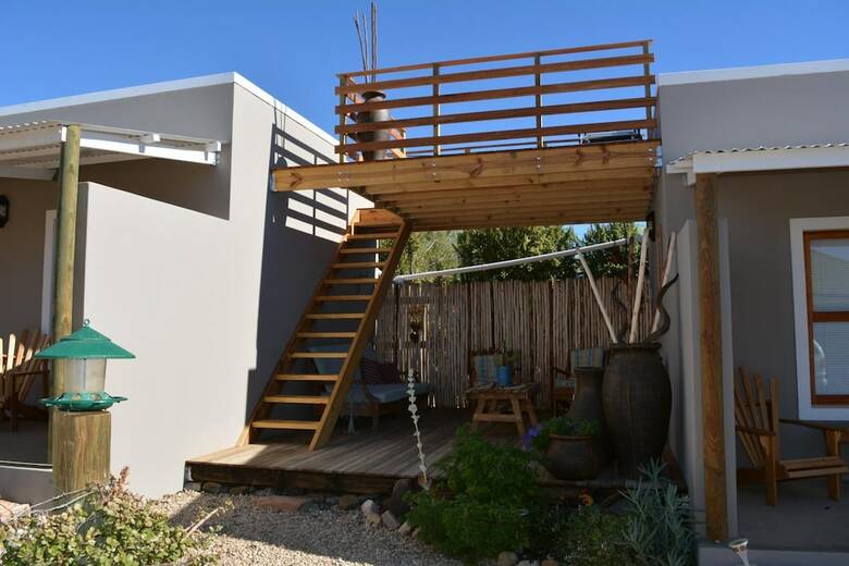Bed & Breakfast Travellers Rest