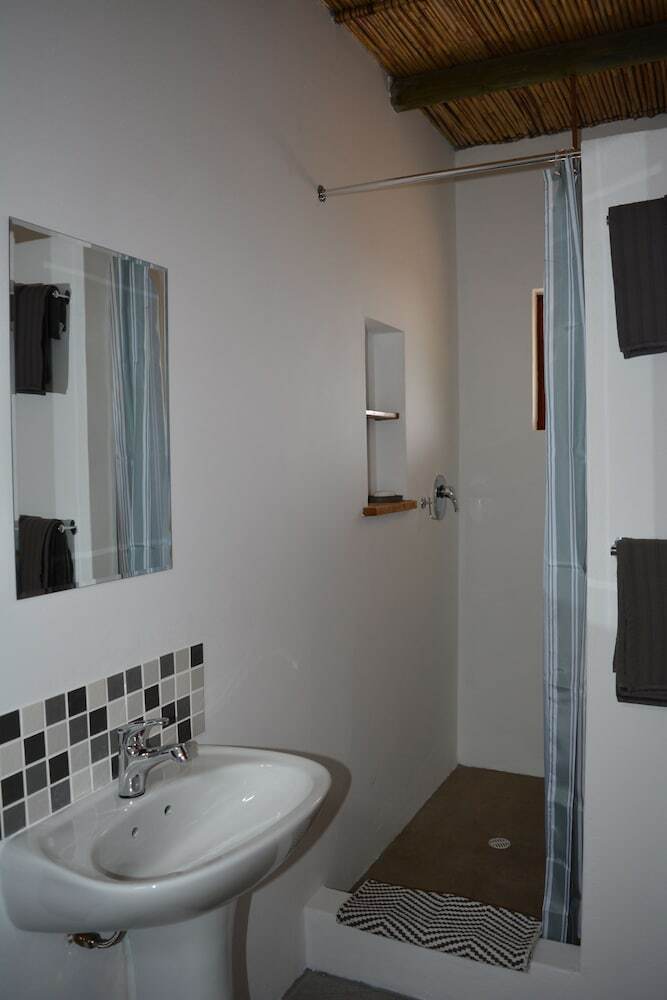 Bed & Breakfast Travellers Rest