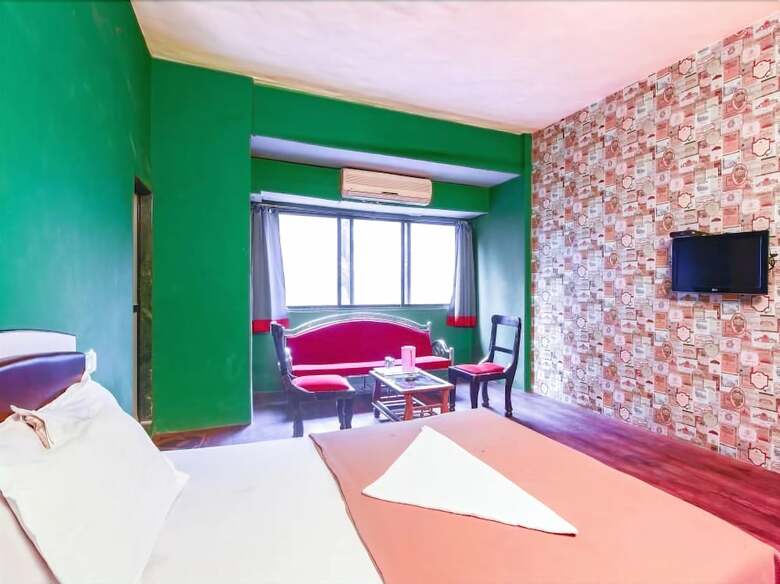 Evergreen Hotel
