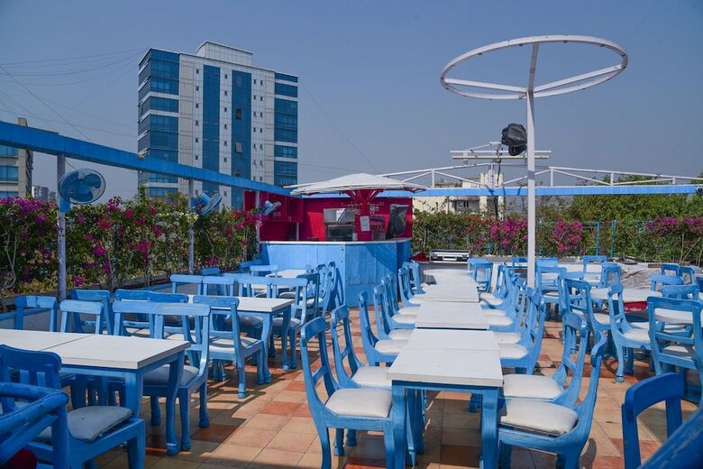 Evergreen Hotel