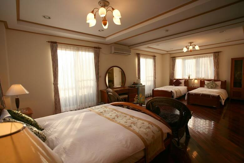 Hotel Deep Breathing B&B