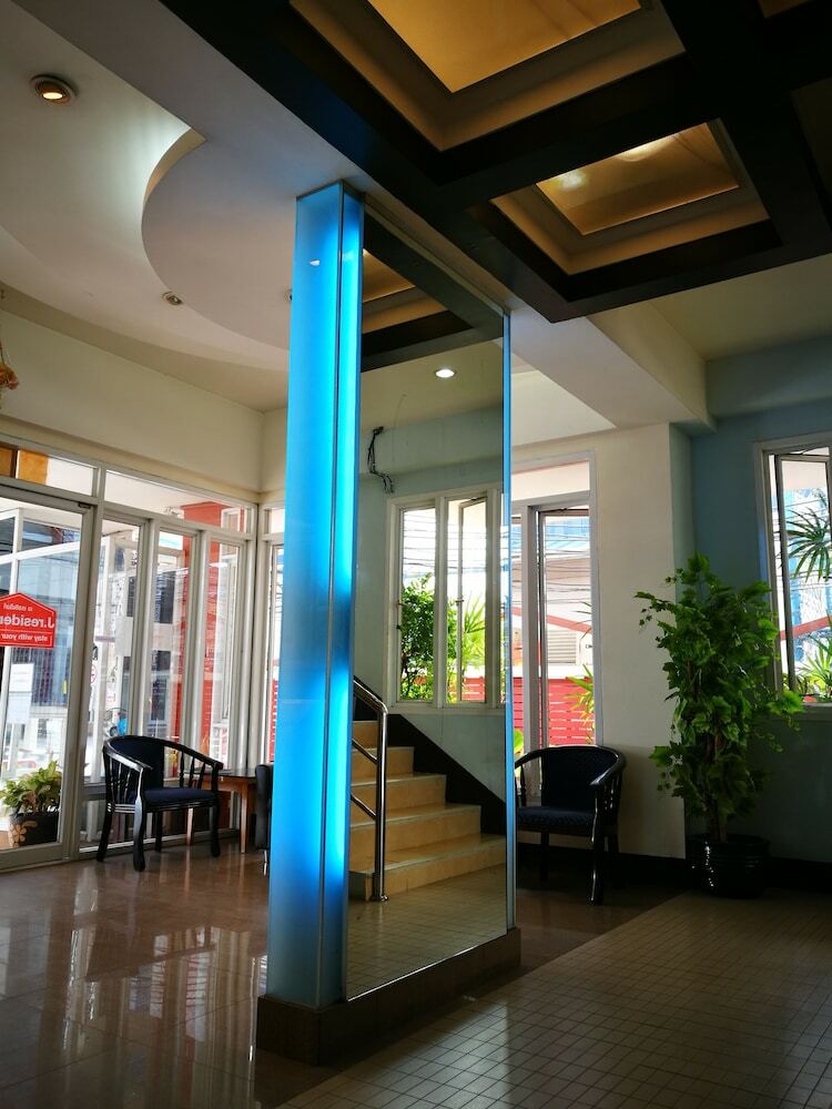 Hotel J. Residence