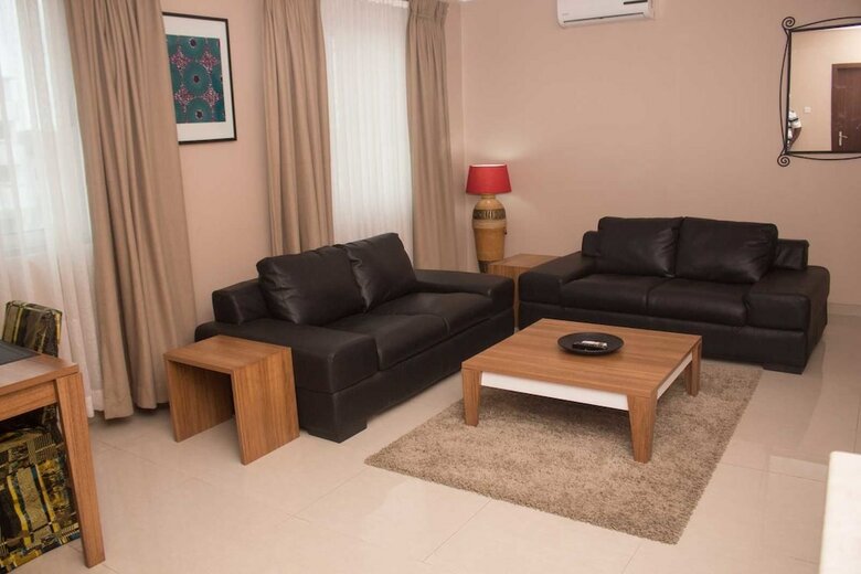 Hotel Manjaro Suites