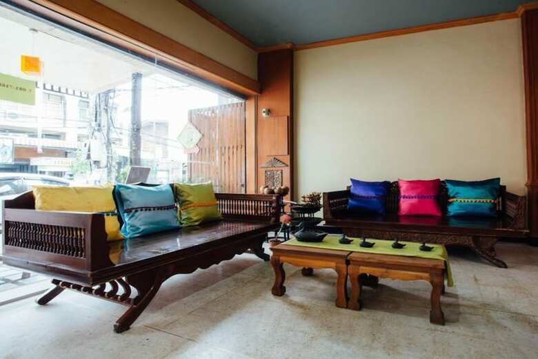 Hotel At Phra Sing