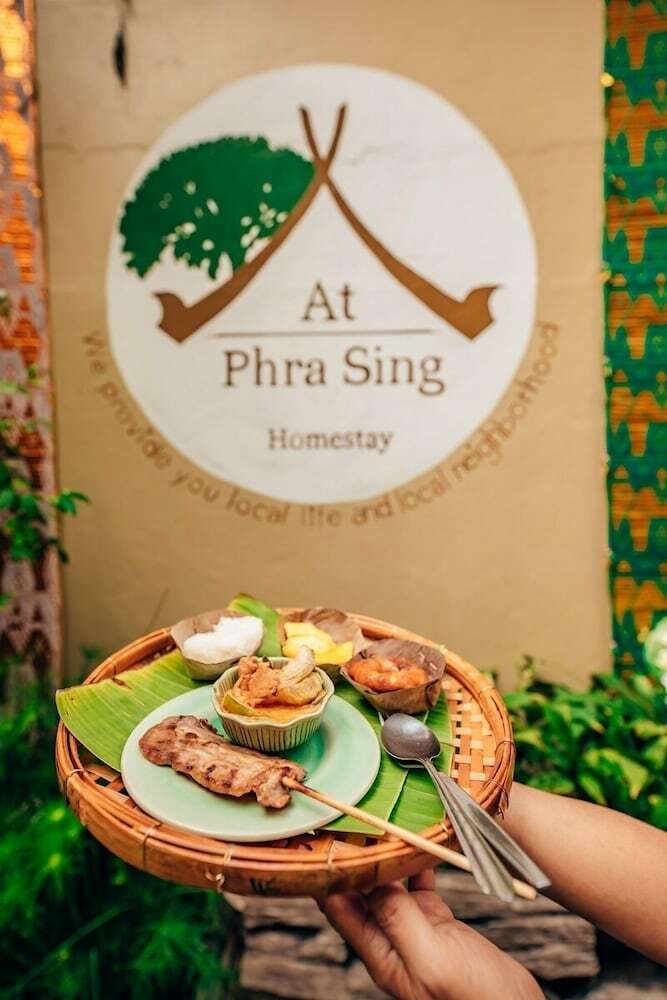 Hotel At Phra Sing