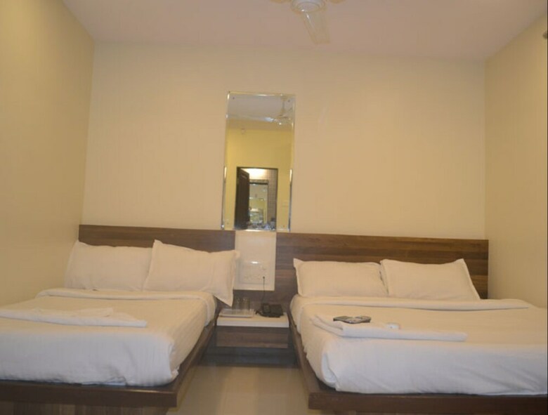 Hotel Airport Metro