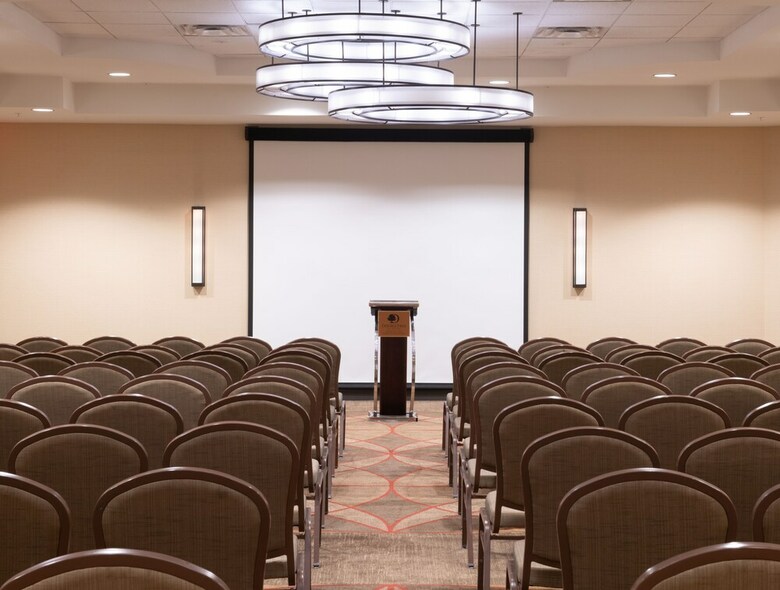 Doubletree By Hilton Hotel And Suites Charleston Airport