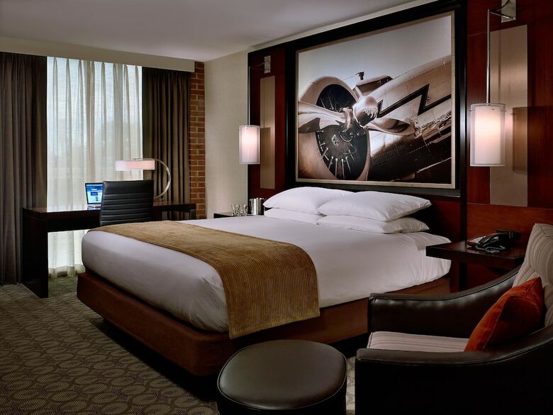 Doubletree By Hilton Hotel And Suites Charleston Airport