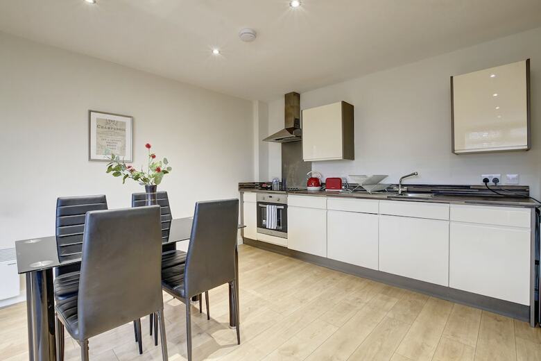 Apartamentos City Gate Suites