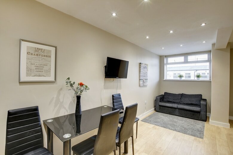 Apartamentos City Gate Suites