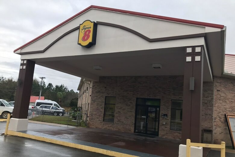 Hotel Super 8 By Wyndham Pascagoula
