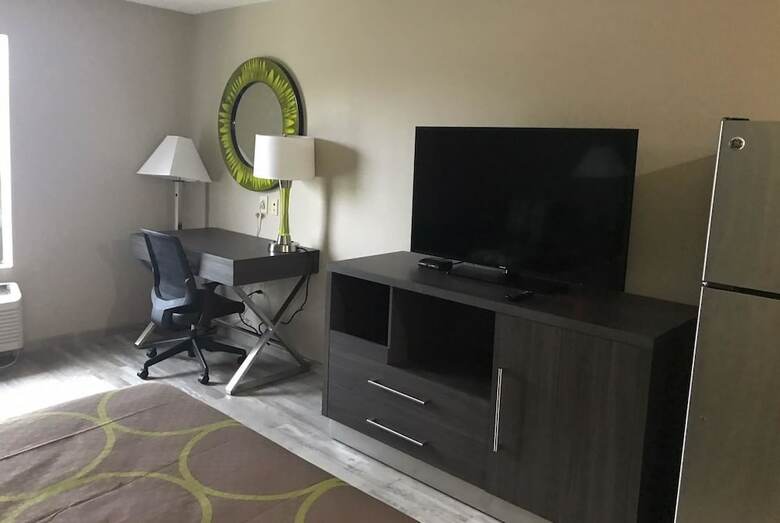 Hotel Super 8 By Wyndham Pascagoula