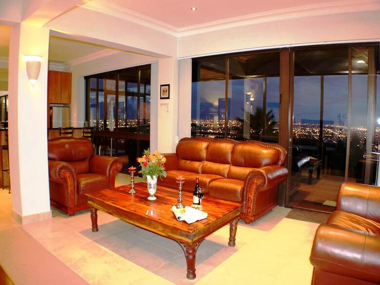 Apartamentos Keret Accommodation