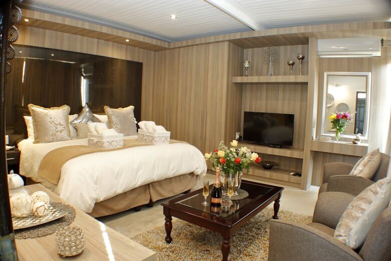 Apartamentos Keret Accommodation