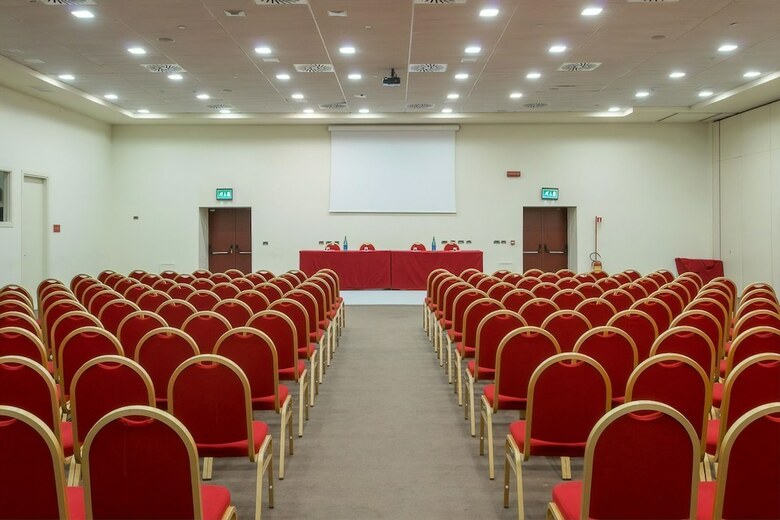 Hotel Golden Tulip Plaza Caserta