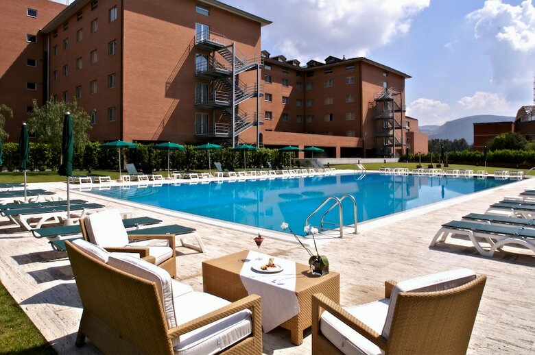 Hotel Golden Tulip Plaza Caserta