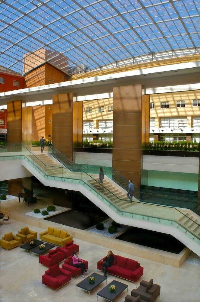 Hotel Golden Tulip Plaza Caserta
