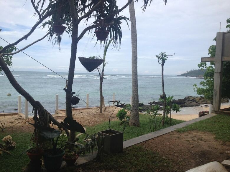 Hotel Mirissa Seastar