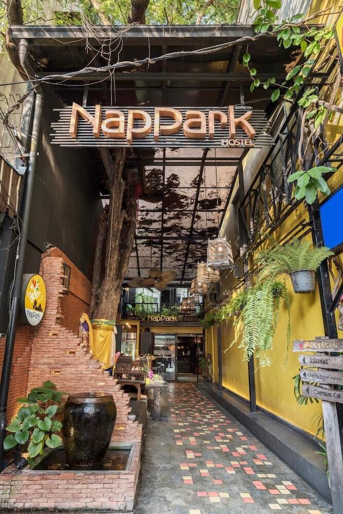 Hostal Nappark Hostel
