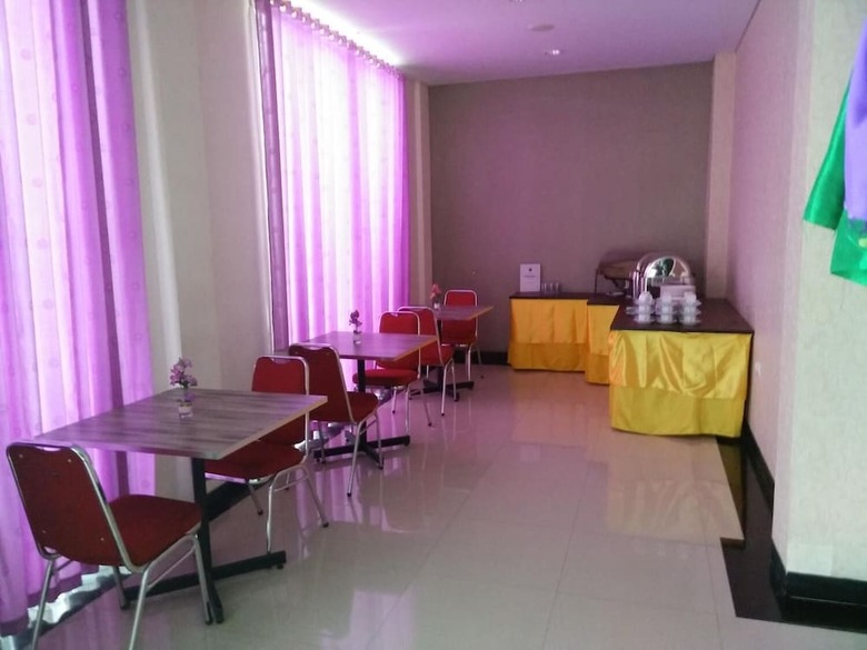 Hotel Atria Inn