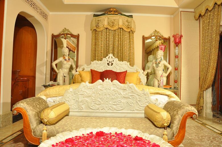 Hotel Shiv Vilas Resorts