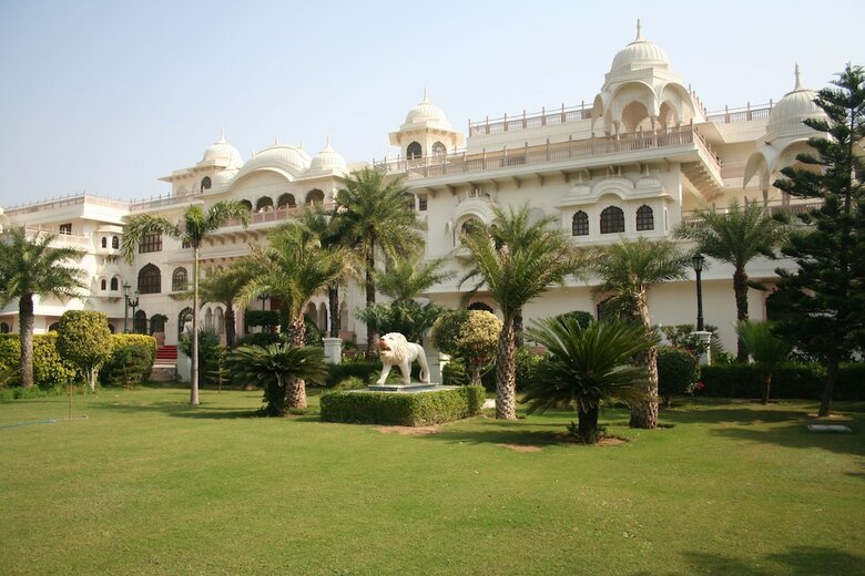 Hotel Shiv Vilas Resorts