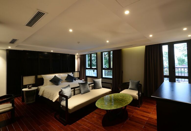 The Chi Boutique Hotel