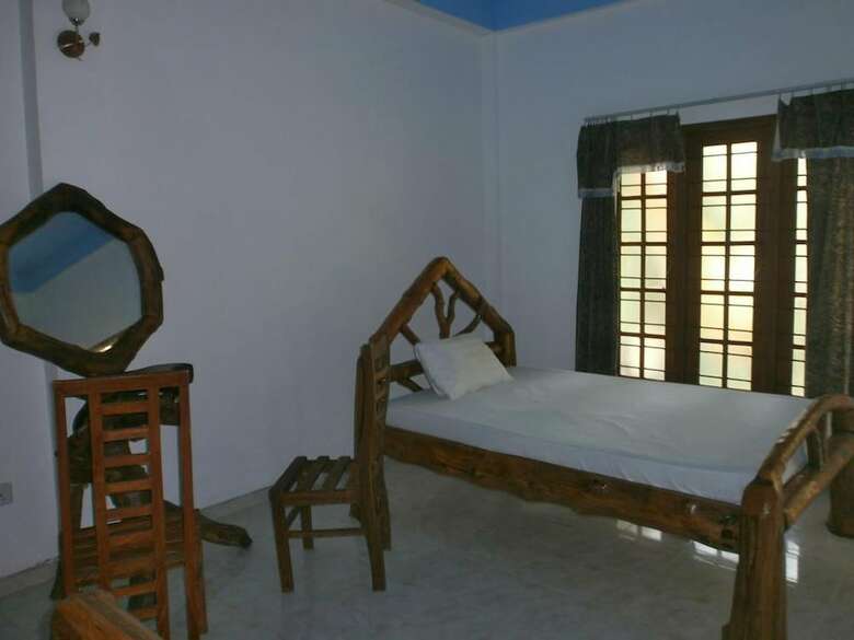 Hotel Suwanila Rest