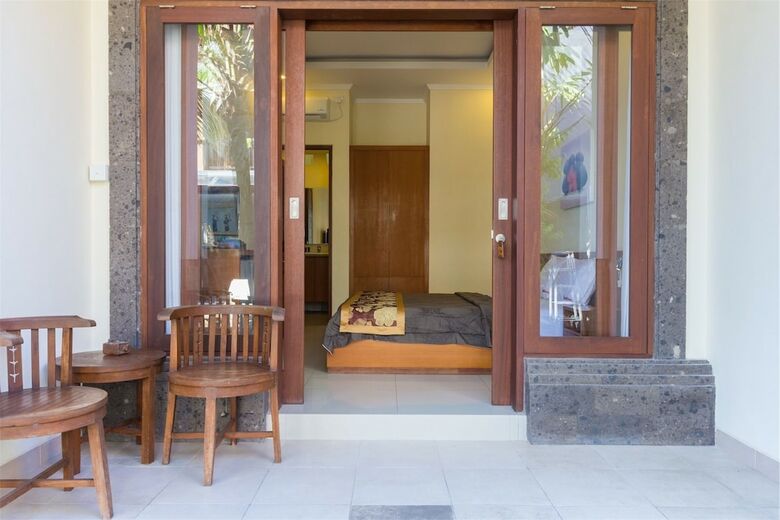 Hotel Reddoorz @ Tegal Sari Berawa