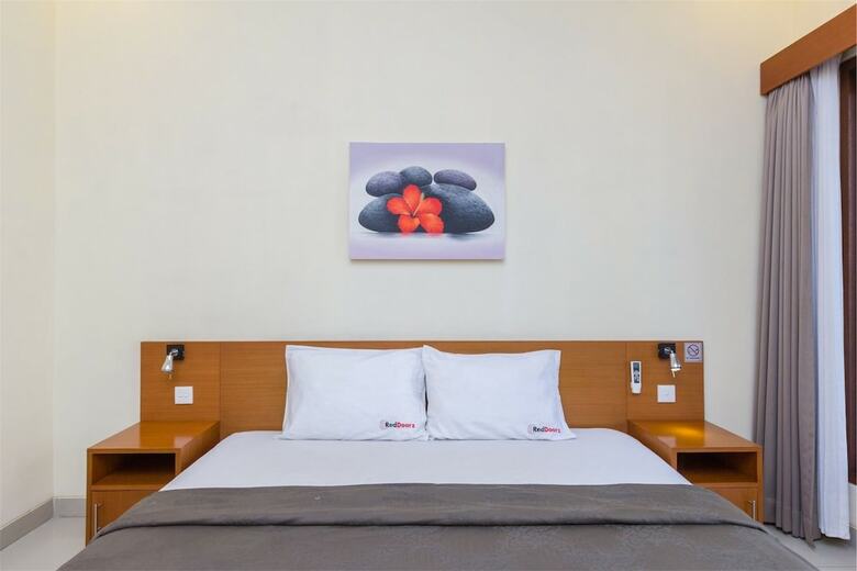 Hotel Reddoorz @ Tegal Sari Berawa