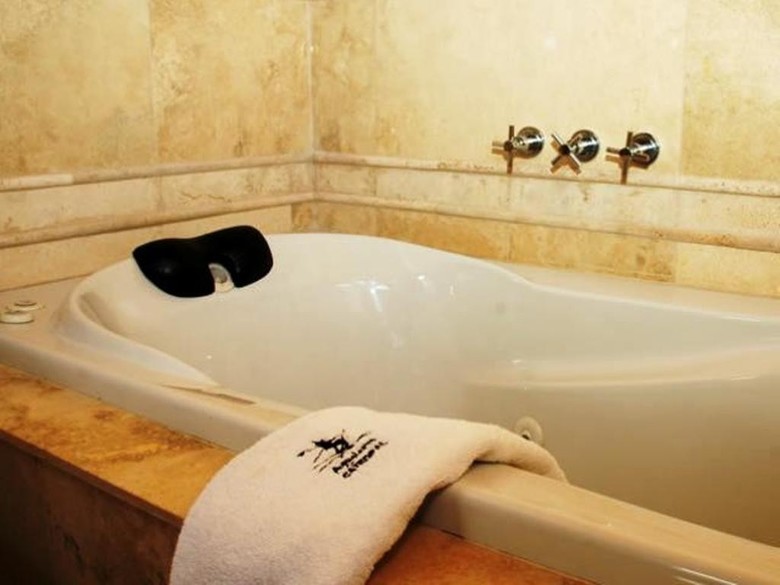 Lodge Caba�as Aquelarre Catedral