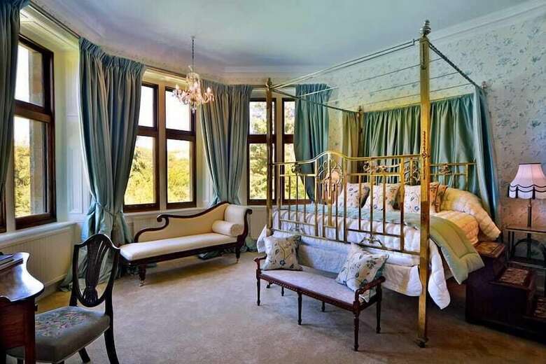 Pale Hall Hotel