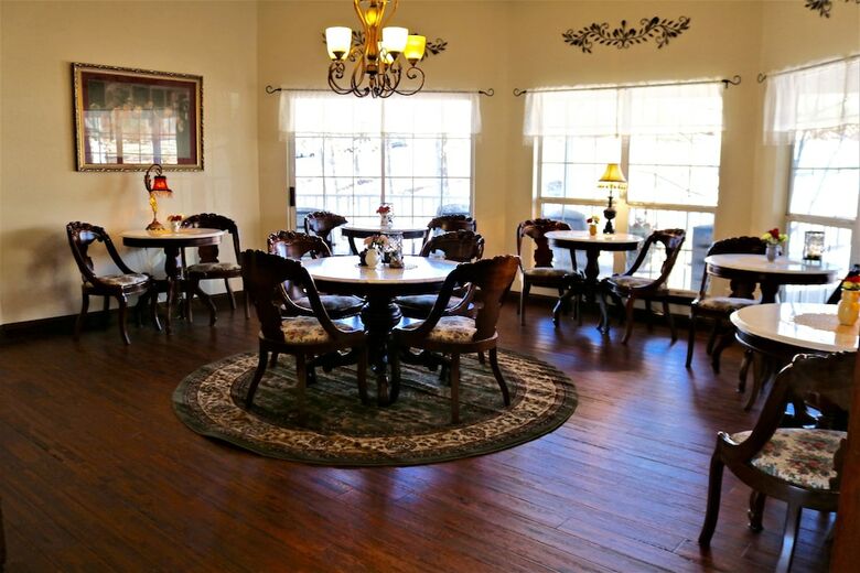 Bradford House Bed & Breakfast
